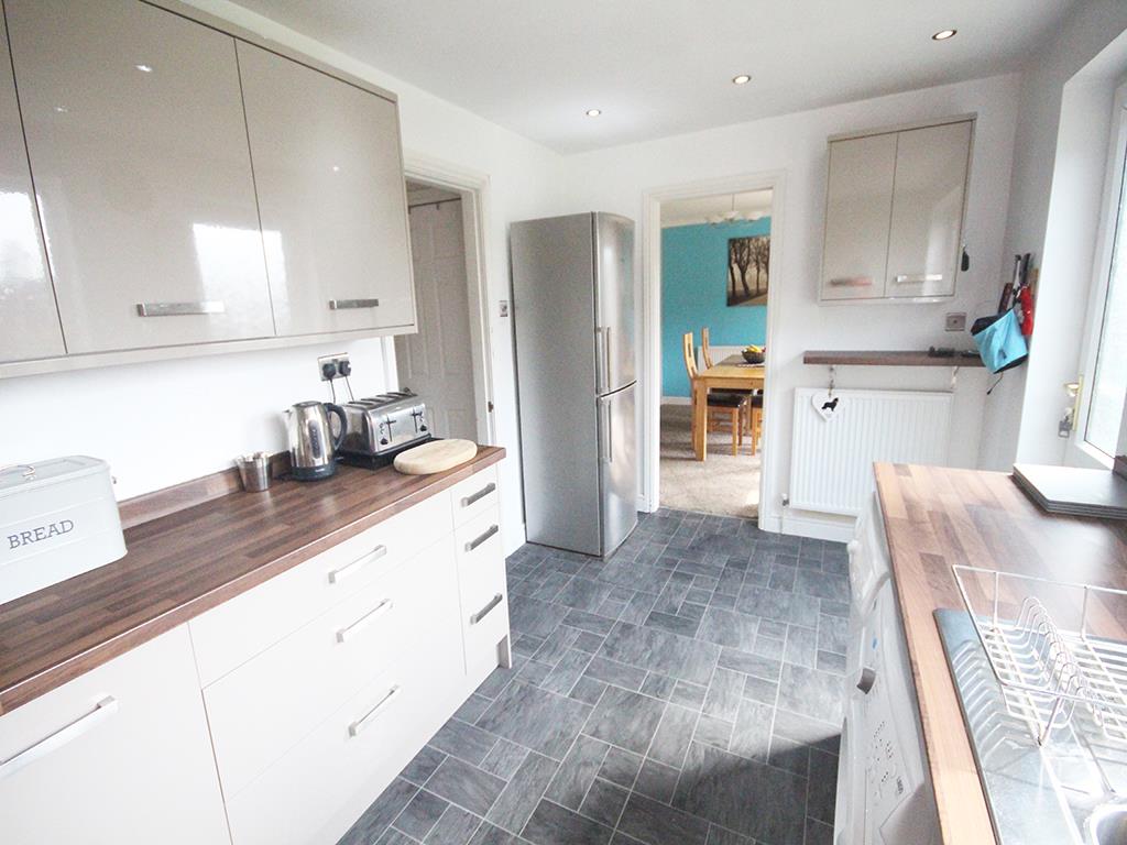 4 bedroom detached house For Sale in Earby - IMG_2523.jpg
